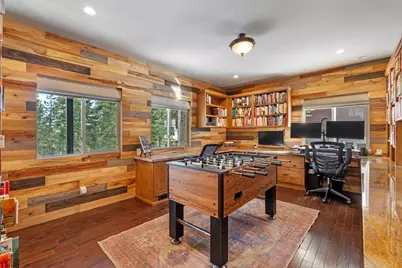 12395 Skislope Way, Truckee, CA 96160 - Photo 19