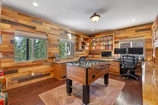 12395 Skislope Way, Truckee, CA 96160 - Photo 19