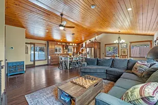 12395 Skislope Way, Truckee, CA 96160 - Photo 5