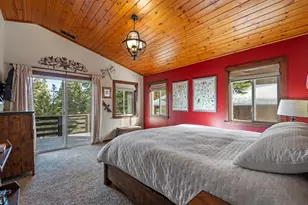 12395 Skislope Way, Truckee, CA 96160 - Photo 13