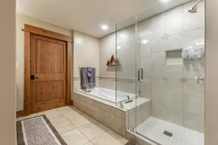 8001 Northstar Dr, Truckee, CA 96161 - Photo 19