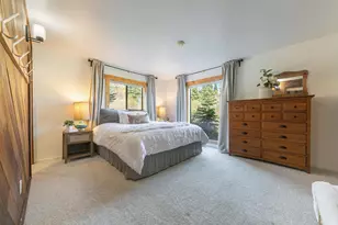 11566 Rhineland Ave, Truckee, CA 96161 - Photo 9