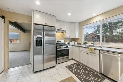 16029 Glenshire Drive, Truckee, CA 96161 - Photo 9