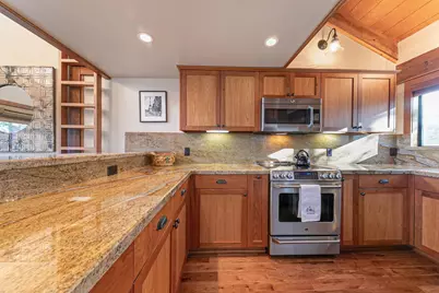 6108 Rocky Point Circle, Truckee, CA 96161 - Photo 9