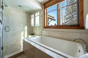 10213 Annies Loop, Truckee, CA 96161 - Photo 21