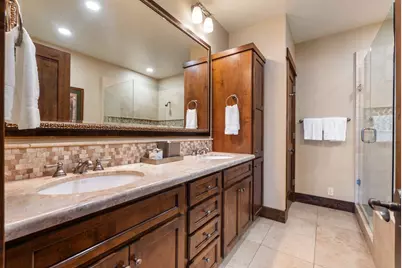 12442 Villa Court, Truckee, CA 96161 - Photo 15