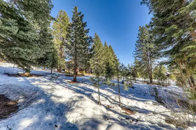 10801 Labelle Court, Truckee, CA 96161 - Photo 17