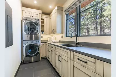 7770 Lahontan Drive, Truckee, CA 96161 - Photo 27