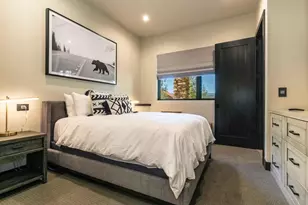 7770 Lahontan Dr, Truckee, CA 96161 - Photo 15