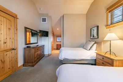 12339 Lookout Loop #F26-24, Truckee, CA 96161 - Photo 13