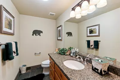 11711 Hope Court #B, Truckee, CA 96161 - Photo 17