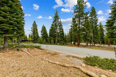 2301 Overlook Place, Truckee, CA 96161 - Photo 7