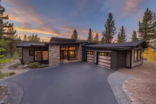 11102 Meek Ct, Truckee, CA 96161 - Photo 1