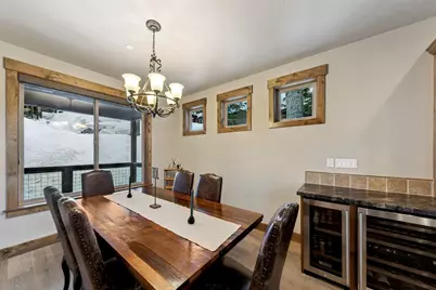 10935 Skislope Way, Truckee, CA 96161 - Photo 9