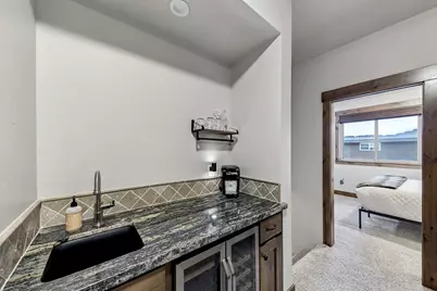 10935 Skislope Way, Truckee, CA 96161 - Photo 23