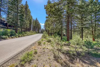 7455 Lahontan Drive, Truckee, CA 96161 - Photo 19