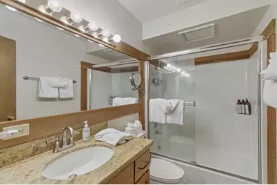 2000 North Village Drive #316, Truckee, CA 96161 - Photo 11