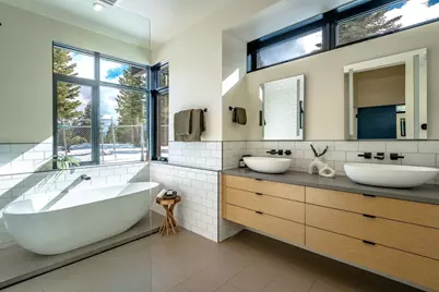 10529 Aspenwood Road, Truckee, CA 96161 - Photo 17