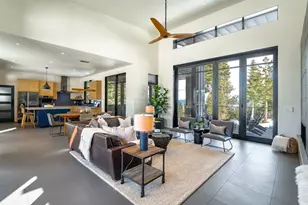 10529 Aspen Wood Rd, Truckee, CA 96161 - Photo 9