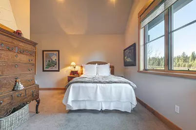 10200 Valmont Trail, Truckee, CA 96161 - Photo 21