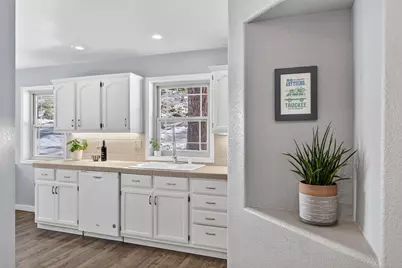 15434 Donnington Lane, Truckee, CA 96161 - Photo 11