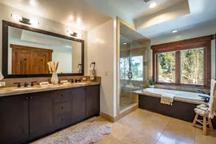 7401 Larkspur Ln, Truckee, CA 96161 - Photo 15