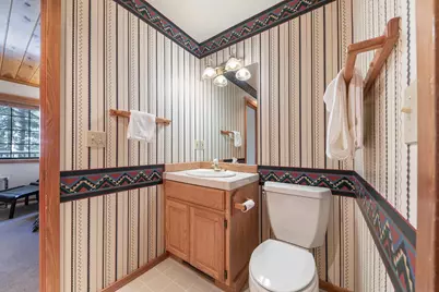 725 Conifer, Truckee, CA 96160 - Photo 15