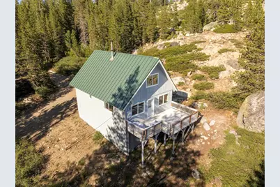 10111 Bunny Hill Road, Soda Springs, CA 95728 - Photo 19