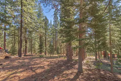 11925 Saddleback Drive, Truckee, CA 96161 - Photo 7