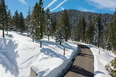 19065 Glades Place, Truckee, CA 96161 - Photo 21