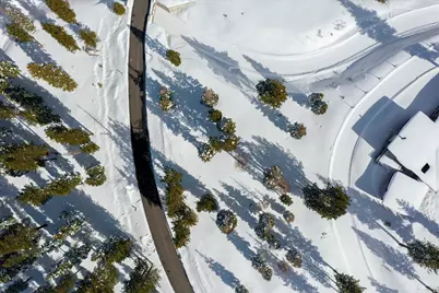 19065 Glades Place, Truckee, CA 96161 - Photo 13