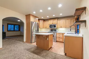 12438 Greenwood Dr, Truckee, CA 96161 - Photo 7