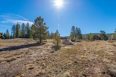 10536 Courtenay Lane, Truckee, CA 96161 - Photo 13