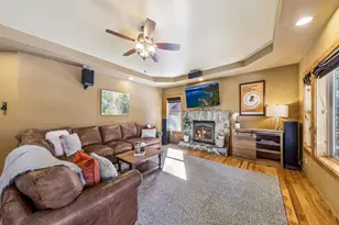 12726 Greenwood Dr, Truckee, CA 96161 - Photo 9