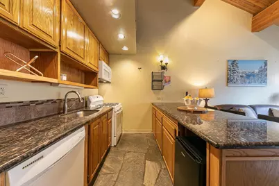 2000 North Village Drive #317, Truckee, CA 96161 - Photo 11