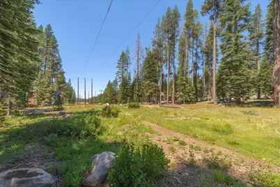 51711 Tamarack Crescent, Soda Springs, CA 95728 - Photo 13