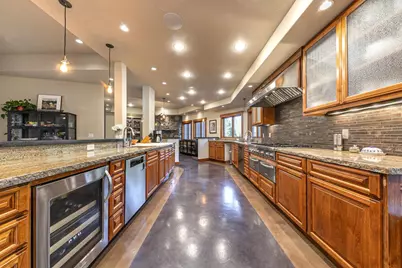 11710 Tinkers Landing, Truckee, CA 96161 - Photo 5