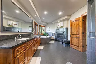 11710 Tinkers Landing, Truckee, CA 96161 - Photo 19