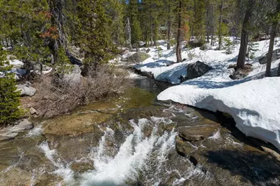 20954 Donner Pass Road, Soda Springs, CA 95728 - Photo 15