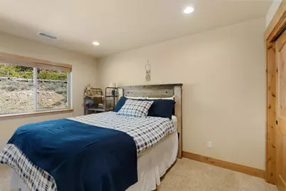 15224 W Reed Avenue, Truckee, CA 96161 - Photo 17