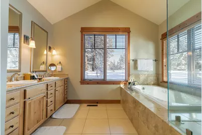 12193 Lookout Loop #F03-01, Truckee, CA 96161 - Photo 17