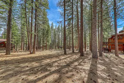 11581 Bottcher Loop, Truckee, CA 96161 - Photo 9