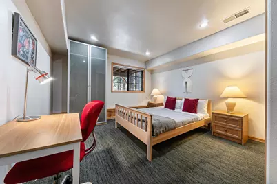 11654 Lausanne Way, Truckee, CA 96161 - Photo 19