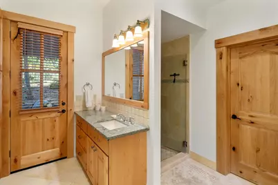 604 Ej Brickell, Truckee, CA 96161 - Photo 17