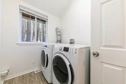 10880 Laurelwood Drive, Truckee, CA 96161 - Photo 15