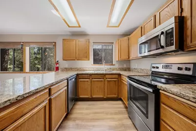 11443 Northwoods Boulevard #B, Truckee, CA 96161 - Photo 5