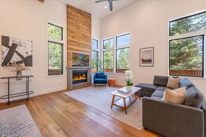 10947 Zermatt Drive, Truckee, CA 96161 - Photo 3