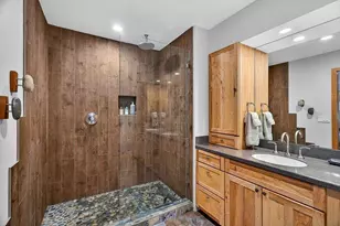 12442 St Bernard Dr, Truckee, CA 96161 - Photo 13