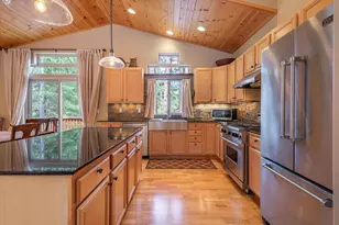 11975 Brookstone Dr, Truckee, CA 96161 - Photo 9