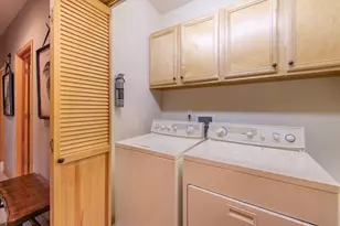 11975 Brookstone Dr, Truckee, CA 96161 - Photo 21